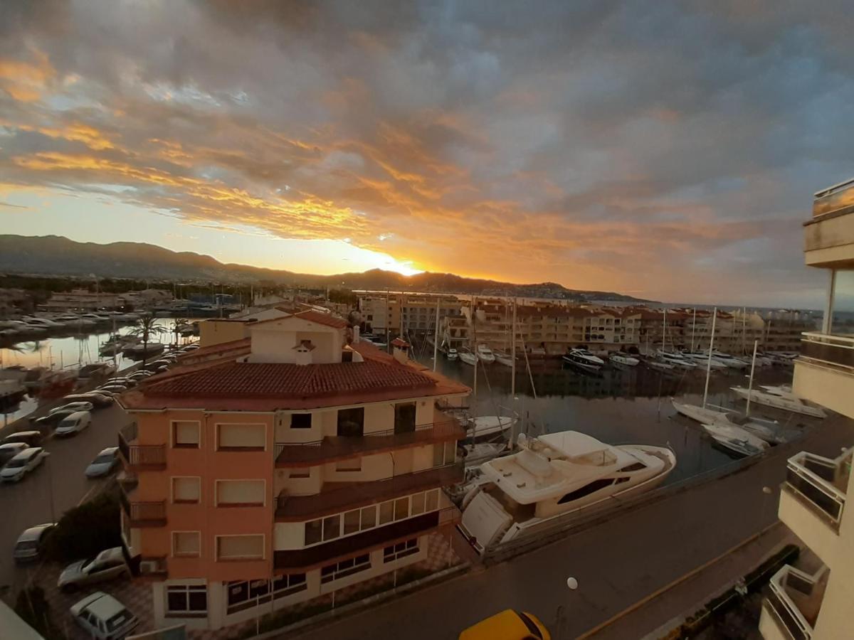 Club Nautic 3 Apartman Empuriabrava Kültér fotó