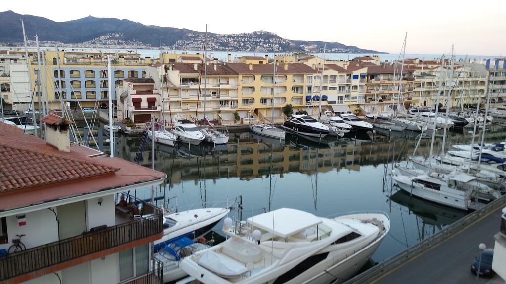 Club Nautic 3 Apartman Empuriabrava Kültér fotó